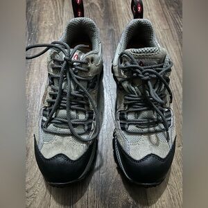 Kay Land Arya Low hiking shoe gray black vibram womens 7 mens 5.5